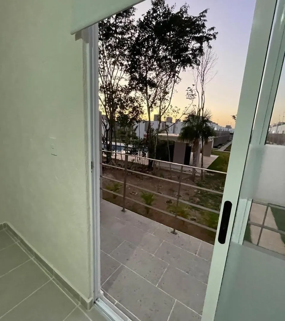 Linda Casa En Playa Del Carmen Villa