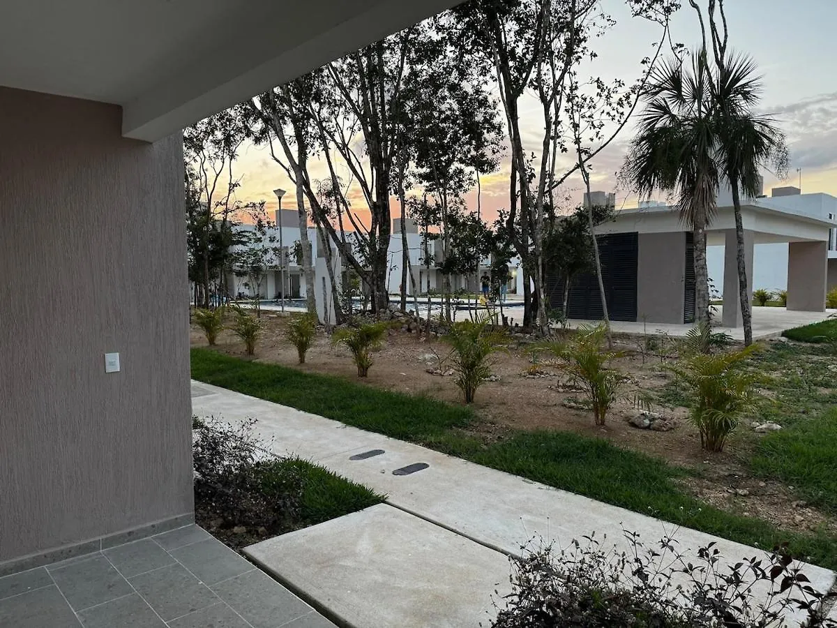 Villa Linda Casa En Playa Del Carmen Vila